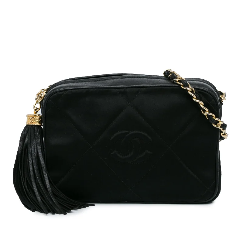 Chanel CC Matelasse Tassel Camera Bag (SHG-w2rli7)