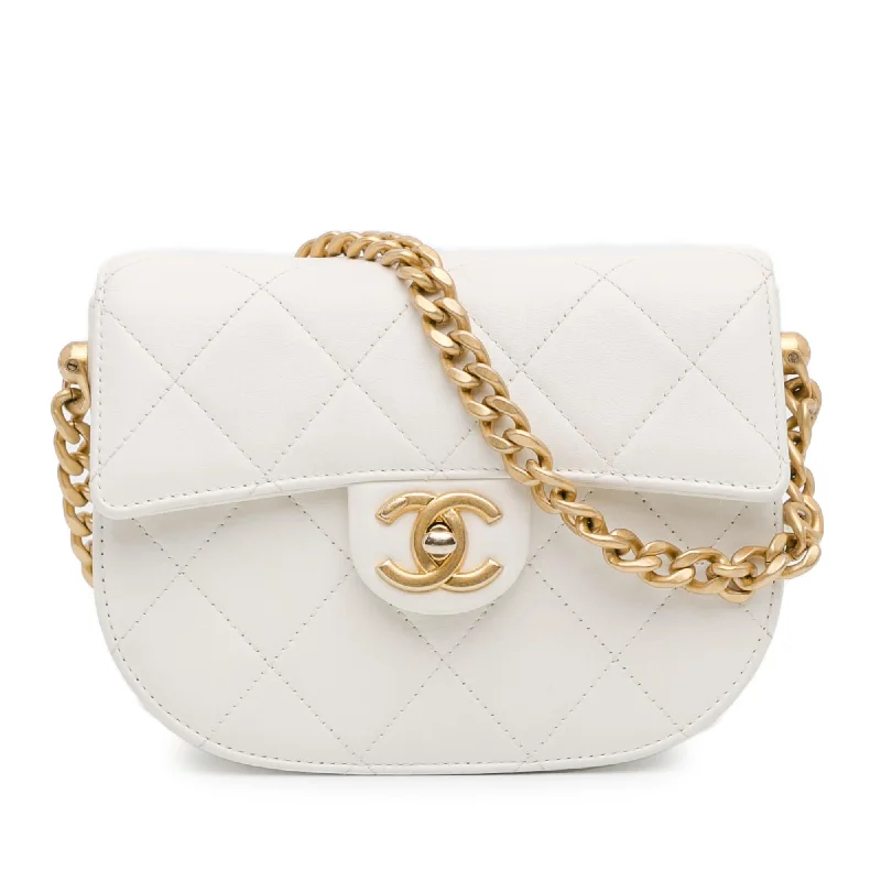 Chanel CC Quilted Lambskin Round Moon Messenger Flap (SHG-ZHZyok)