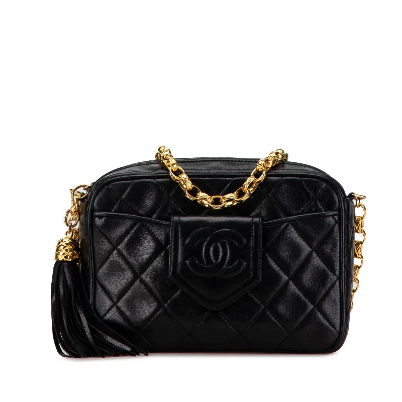 Chanel CC Quilted Lambskin Tassel Camera Bag (SHG-d6zIzs)