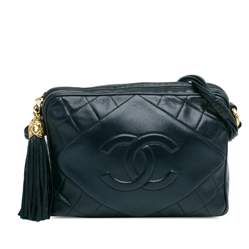 Chanel CC Quilted Lambskin Tassel Camera Bag (SHG-P5tGZz)