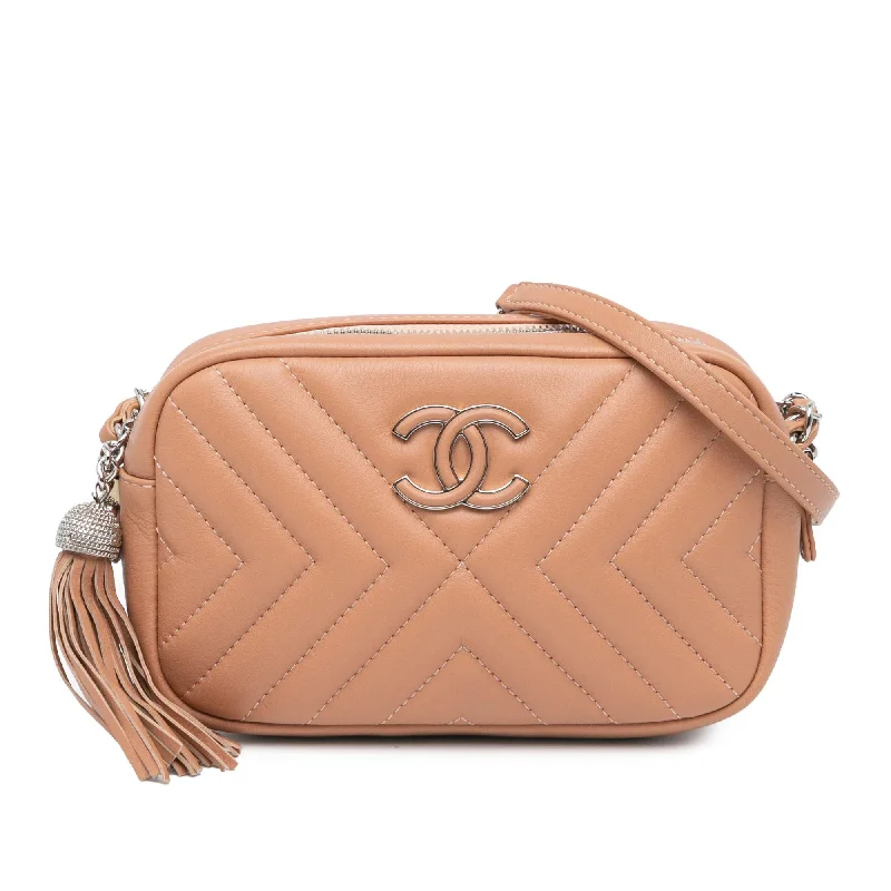 Chanel Mini CC Diagonal Chevron Camera Case (SHG-zMJmTk)