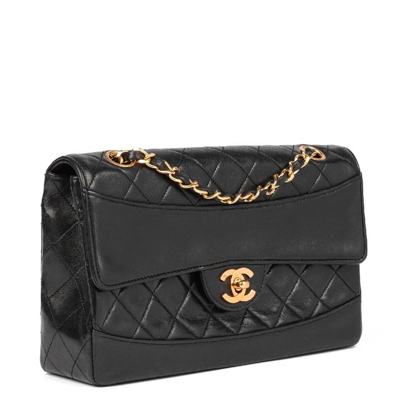 Chanel Black Quilted Lambskin Vintage Medium Classic Single Flap Bag with Wallet Shoulder Bag