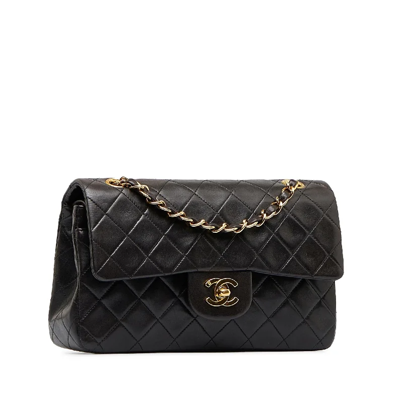 Chanel Small Classic Lambskin Double Flap (XyrSNo)