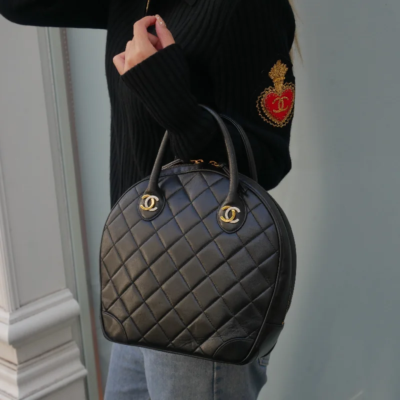 CHANEL 1997-1999 Paris Limited Bowling Bag AK31624i