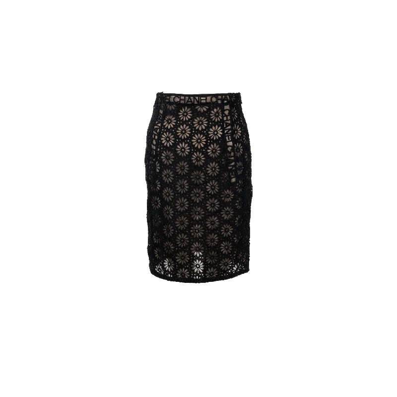 Chanel Size 34 21S Flora Lace Skirt Cotton Black